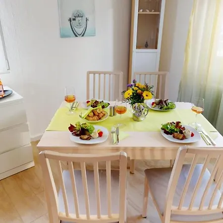 Apartment Am Rhein *